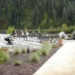 Best Western Lodge at River\'s Edge 