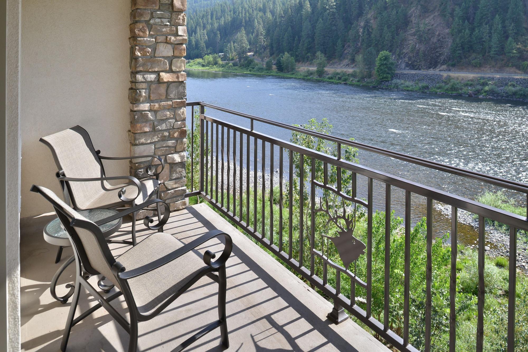 Western At River's Edge