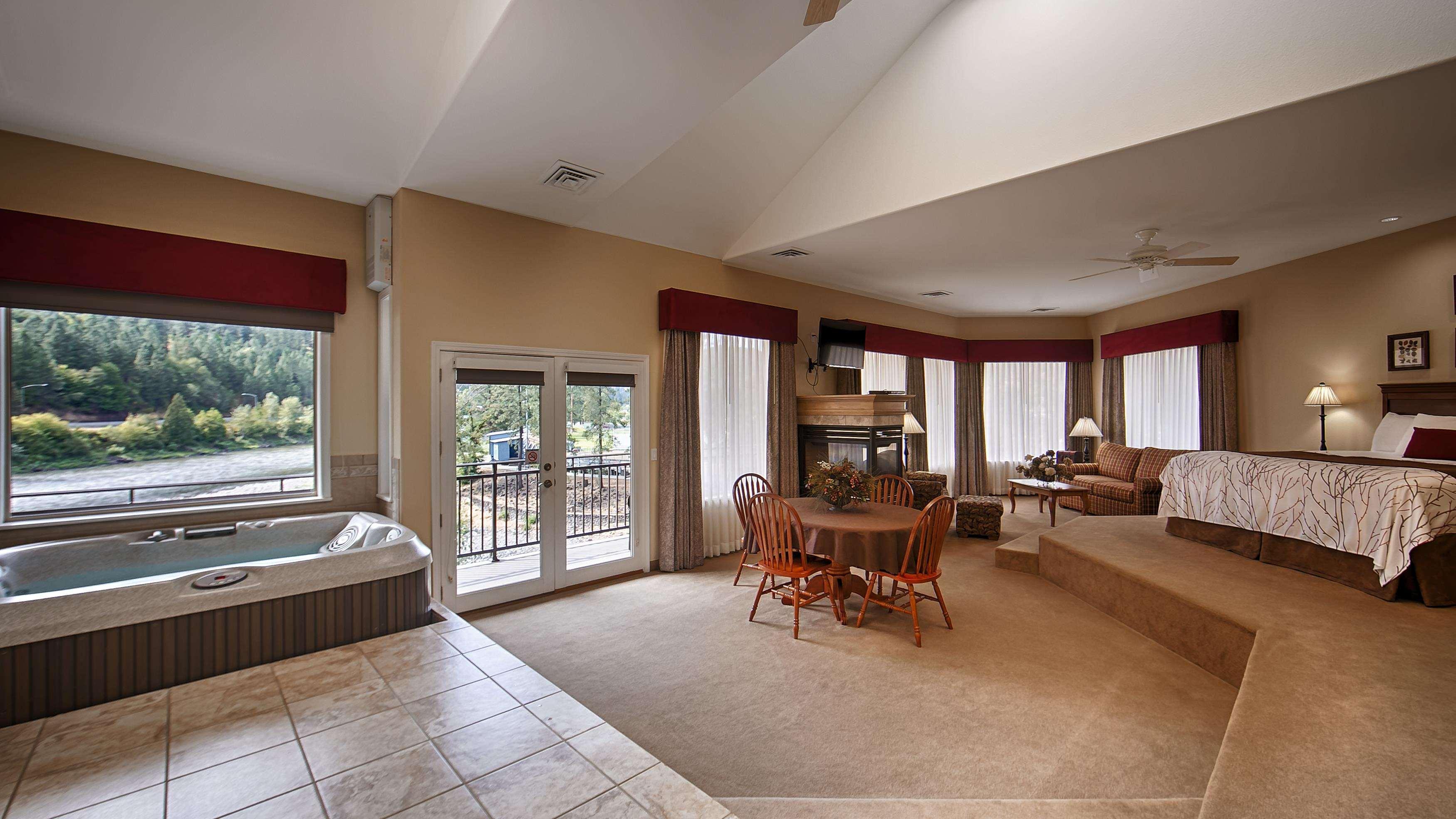 Hotel Western At River's Edge Orofino