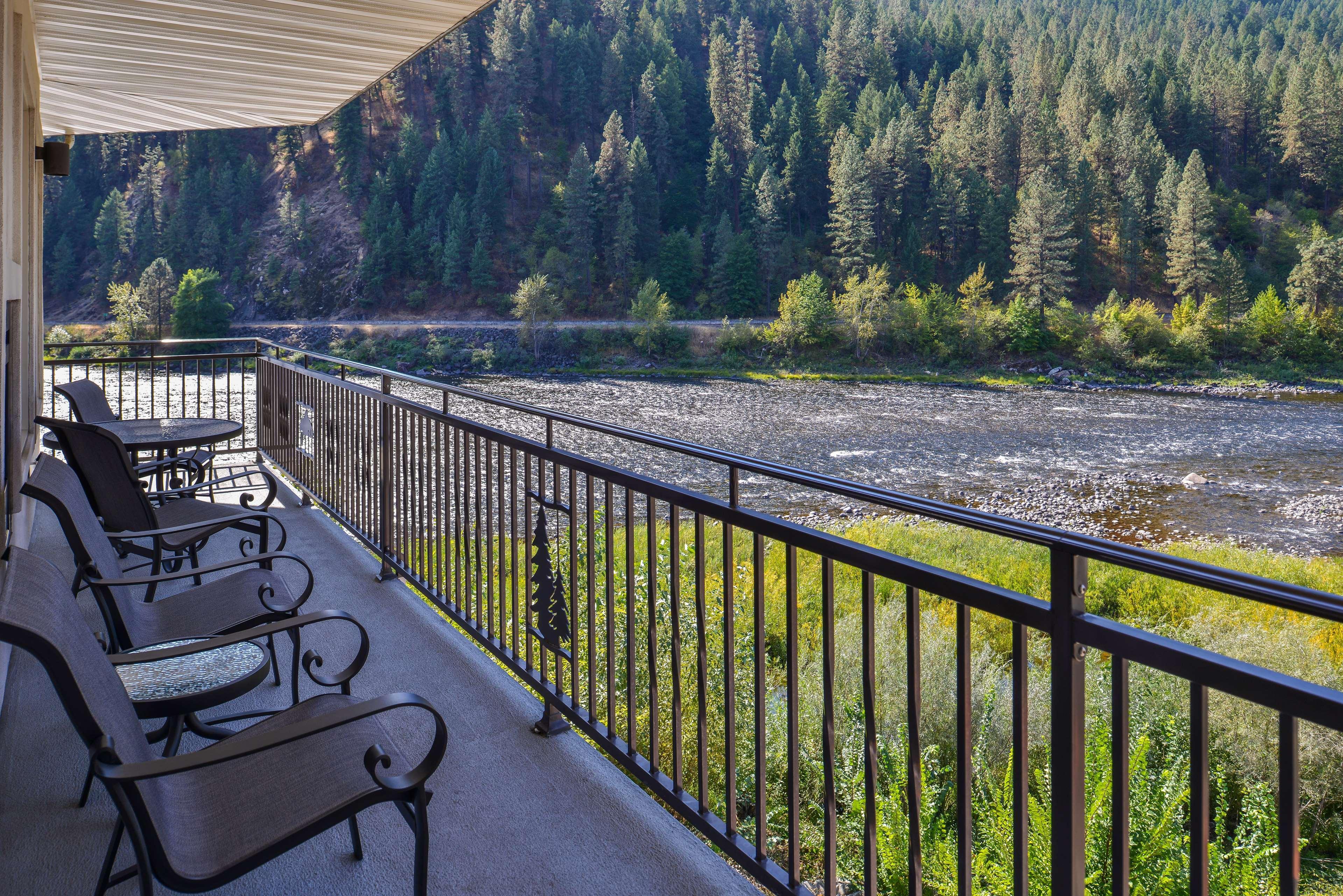 Western At River's Edge Orofino