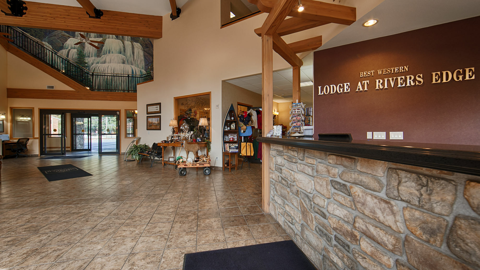 Hotel Western At River's Edge 3*